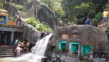 Kallathagiri Falls